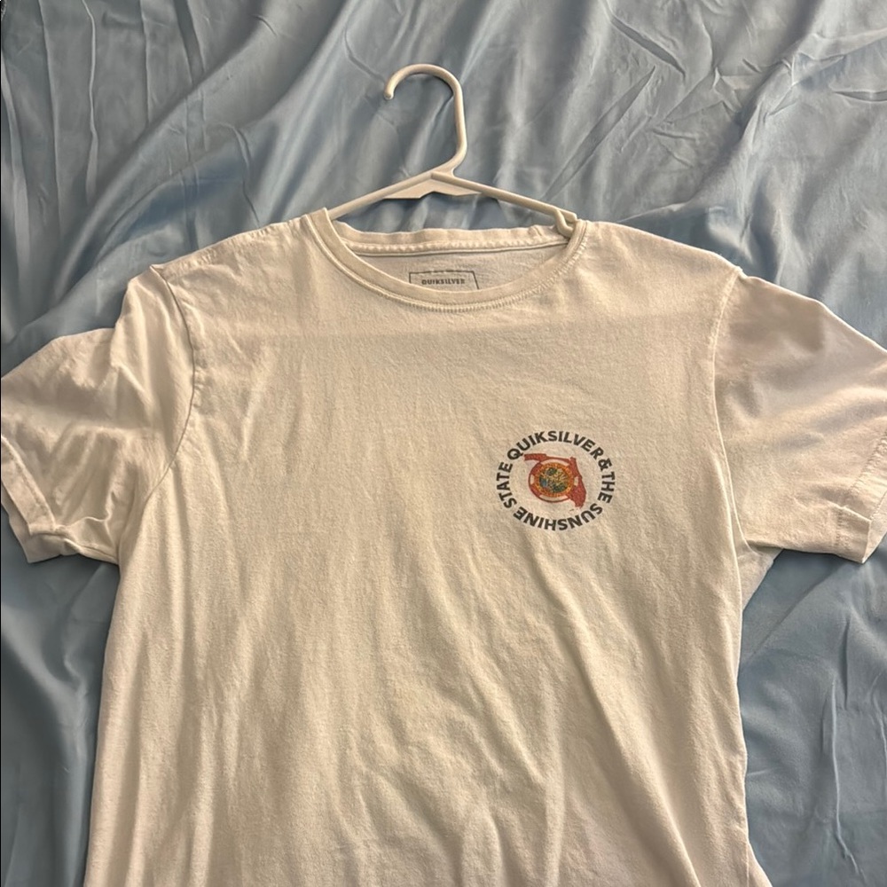 Quiksilver White Graphic Tee